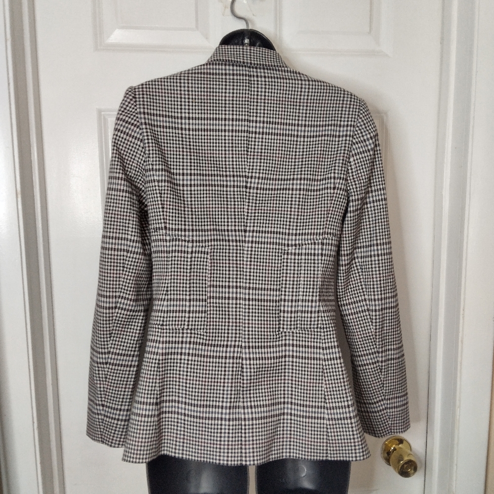 Chelsea28 Plaid Blazer Size XS - Picture 6 of 14